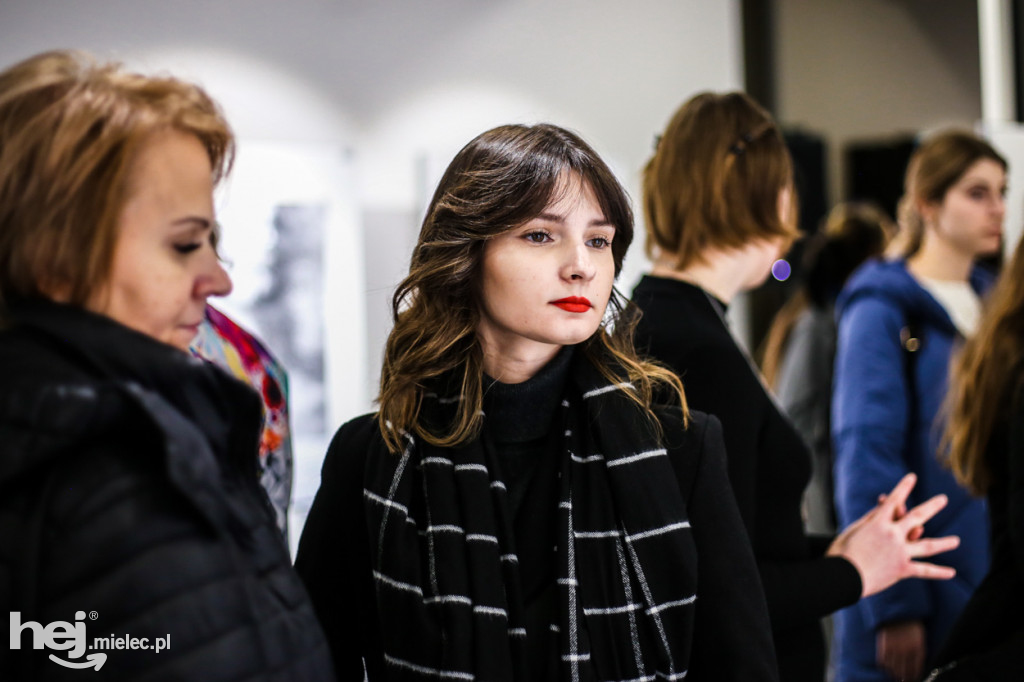 Wystawa Aleksandry Sokół „Interakcje” w Galerii MBP