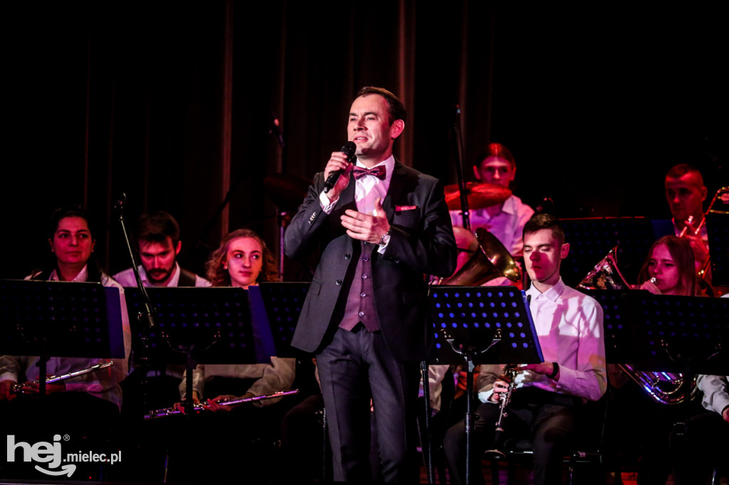 Koncert Walentynkowy Mieleckiej Orkiestry Dętej