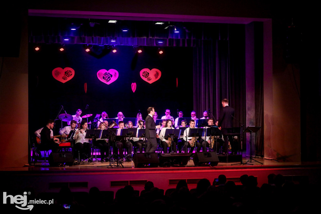 Koncert Walentynkowy Mieleckiej Orkiestry Dętej
