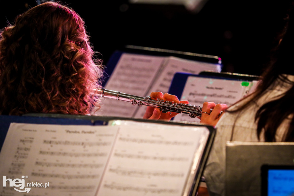 Koncert Walentynkowy Mieleckiej Orkiestry Dętej