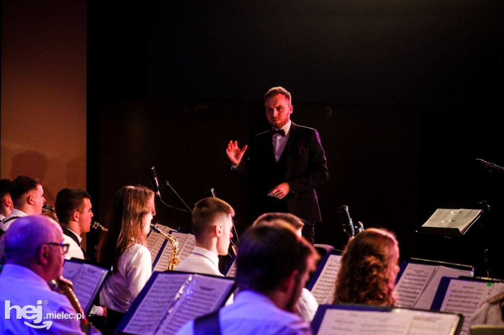 Koncert Walentynkowy Mieleckiej Orkiestry Dętej