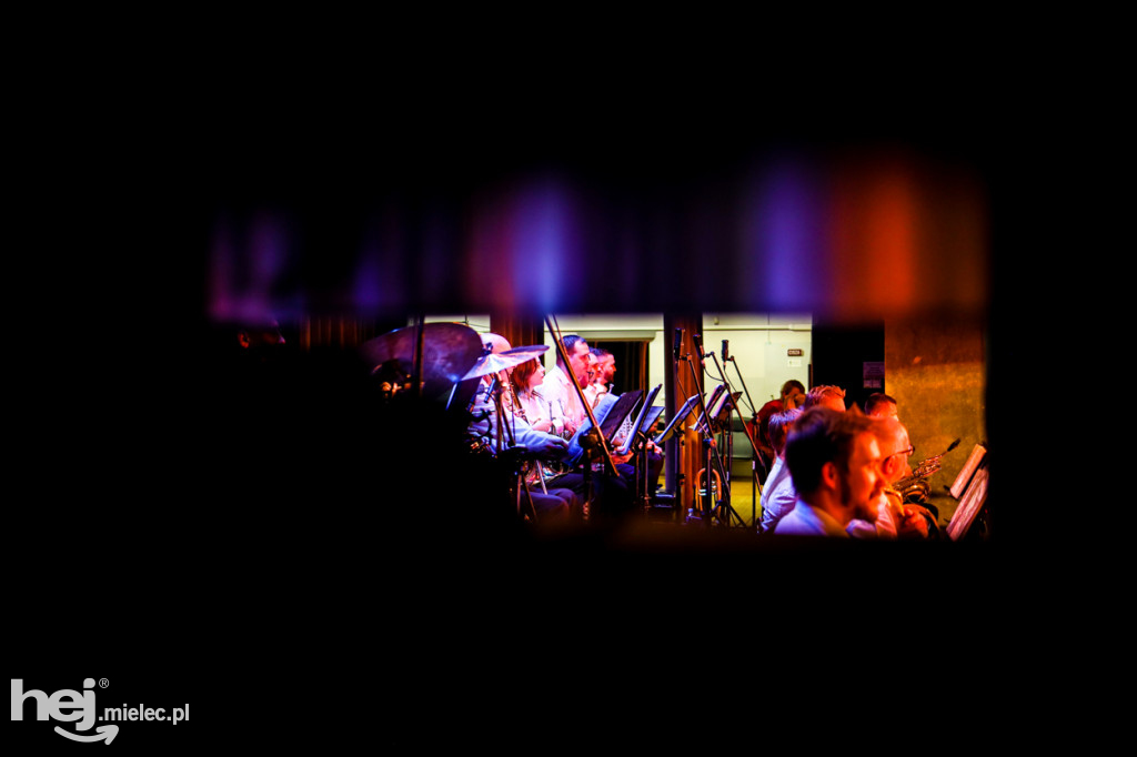 Koncert Walentynkowy Mieleckiej Orkiestry Dętej