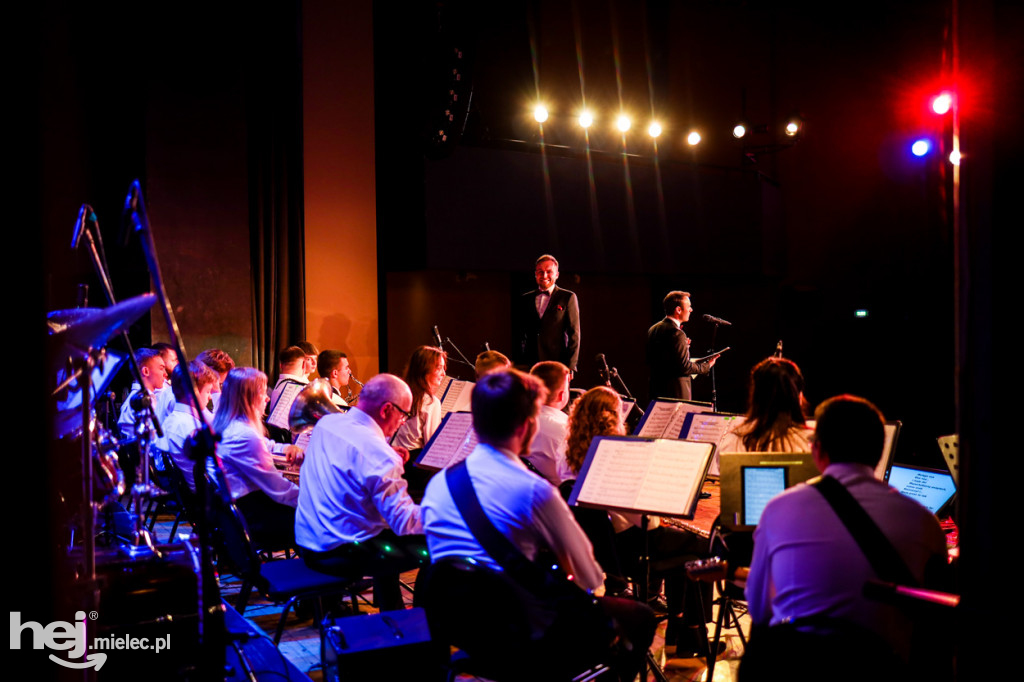 Koncert Walentynkowy Mieleckiej Orkiestry Dętej