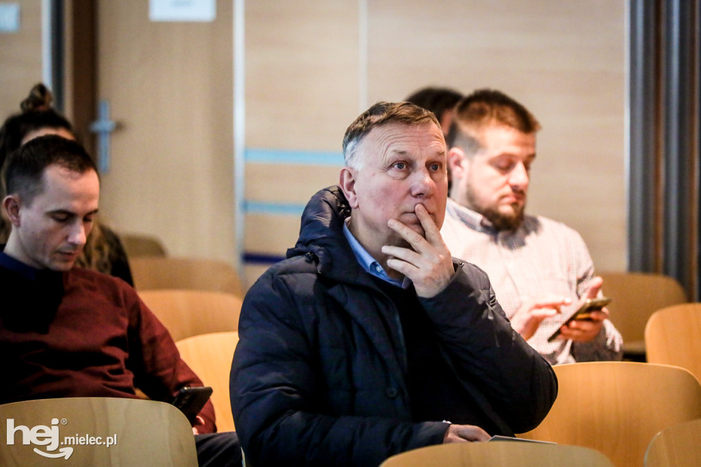 Spotkanie o szansach na wsparcie firm