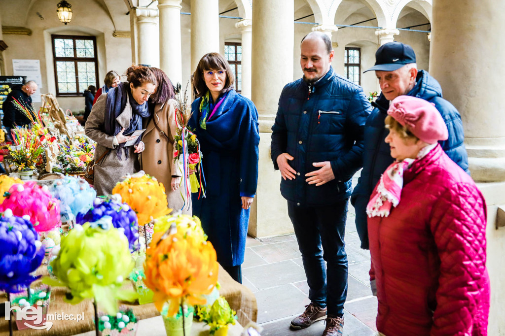 Kolorowa Wielkanoc z Zamkiem Baranów