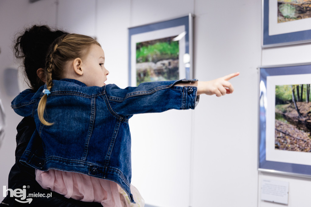 Otwarcie wystawy „Dwa spojrzenia, jeden obiekt - Smarkata”