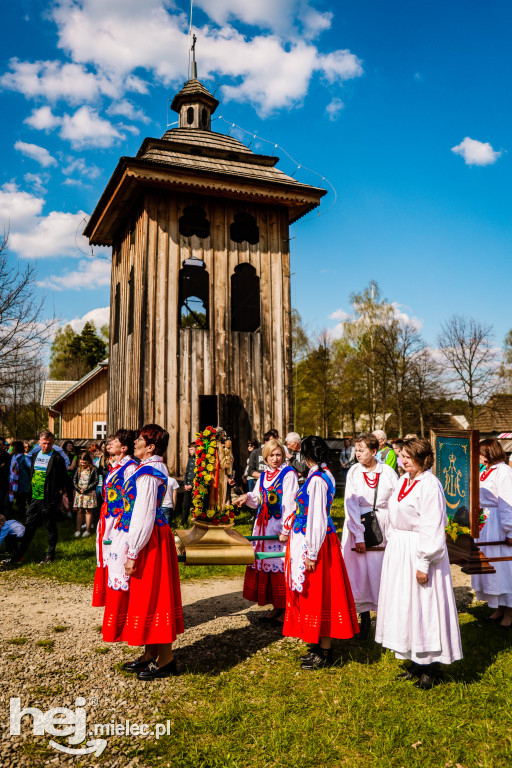 Kościół z Rzochowa turystycznym hitem