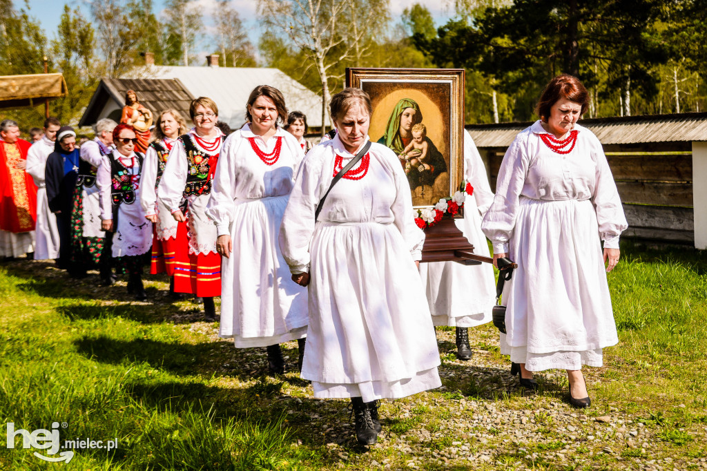 Kościół z Rzochowa turystycznym hitem