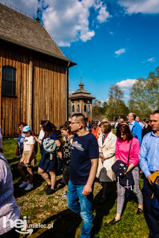 Kościół z Rzochowa turystycznym hitem