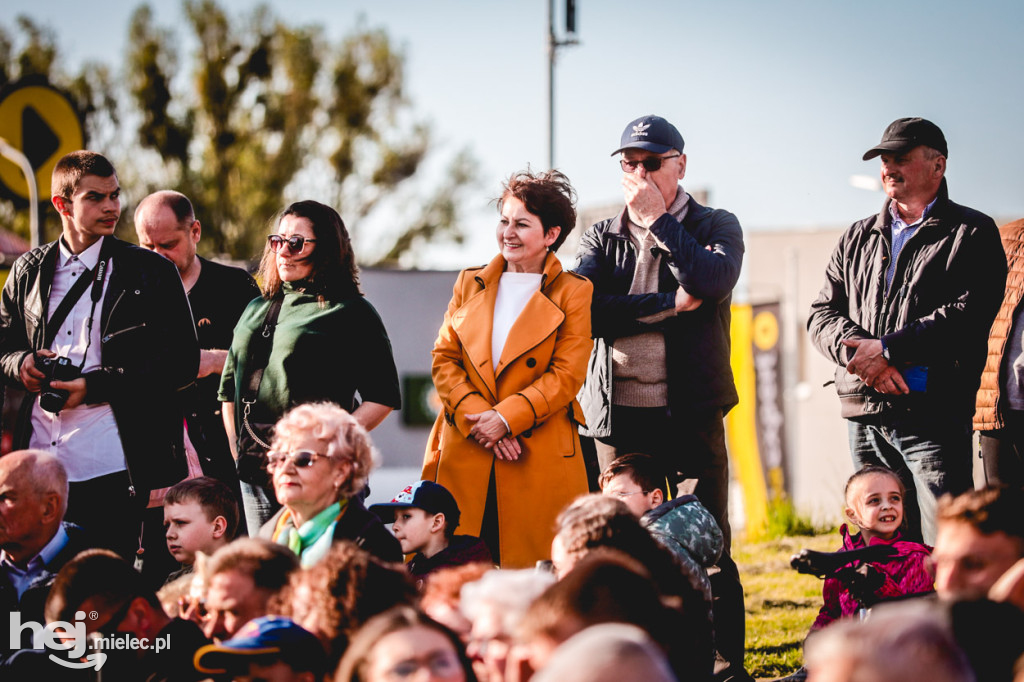 Majówka z folklorem. Rzeszowiacy na Górce