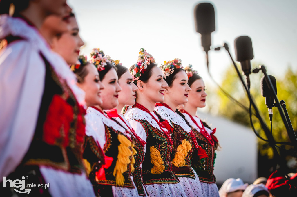 Majówka z folklorem. Rzeszowiacy na Górce