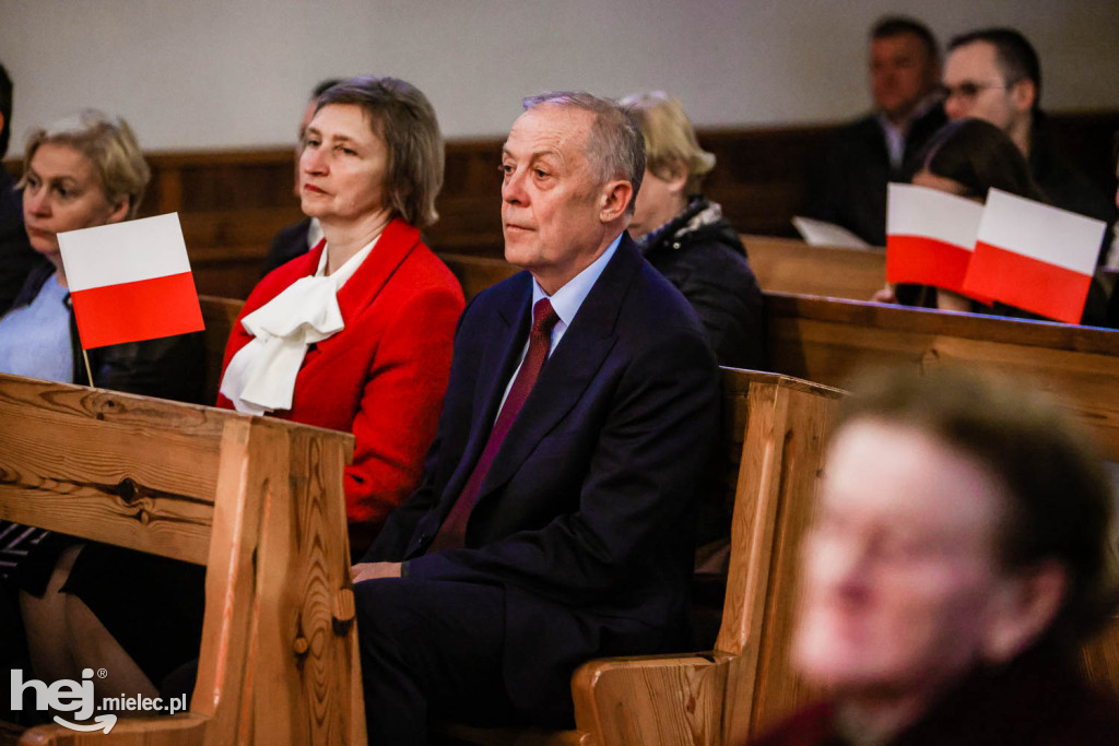 O dziejach Niepodległej w muzyce i słowie na Święto Flagi