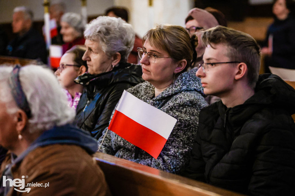 O dziejach Niepodległej w muzyce i słowie na Święto Flagi