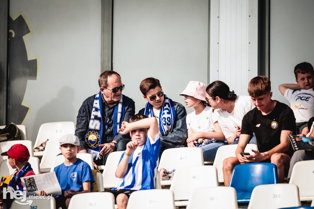 PGE FKS Stal Mielec - Warta Poznań [KIBICE]