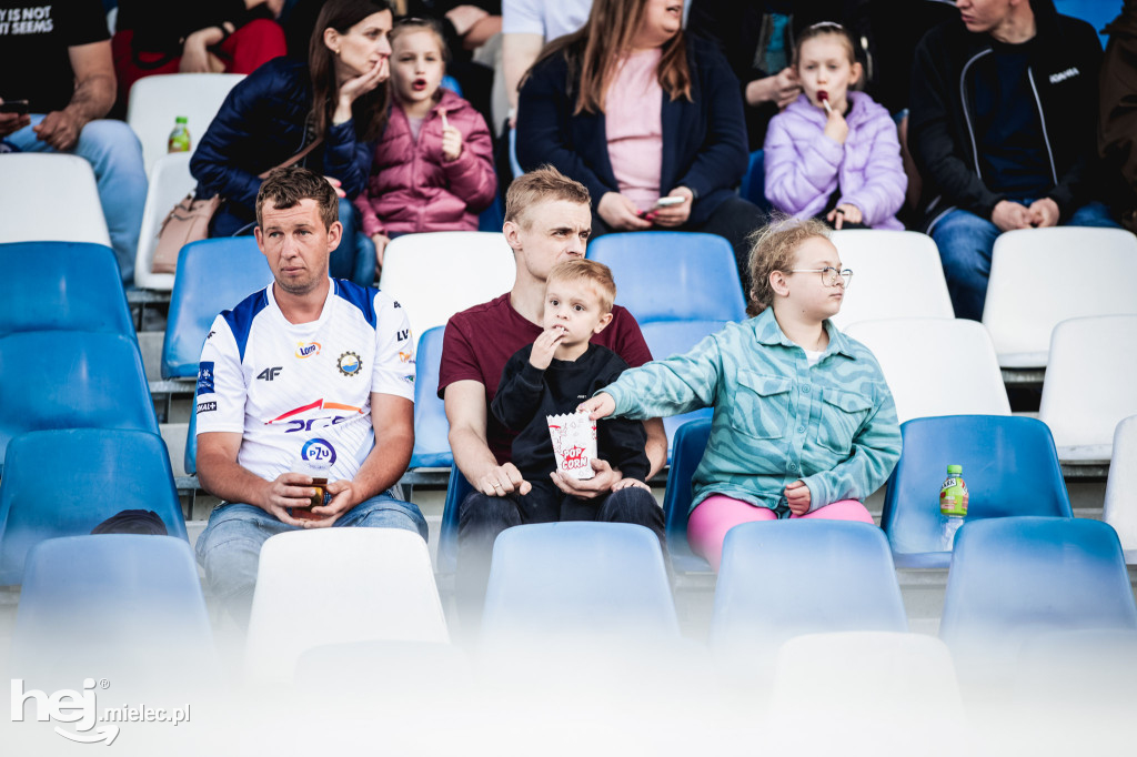 PGE FKS Stal Mielec - Warta Poznań [KIBICE]