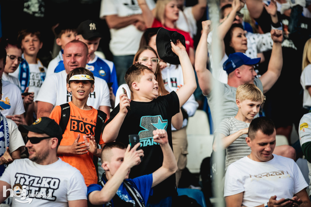 PGE FKS Stal Mielec - Warta Poznań [KIBICE]