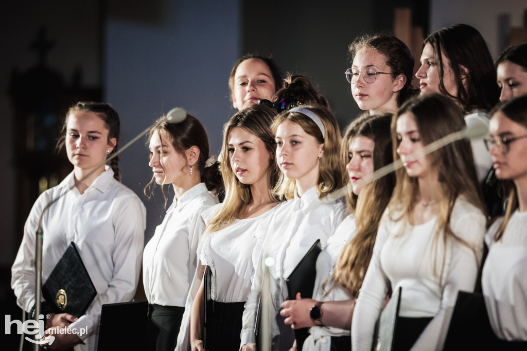 Koncert Pieśni Maryjnych