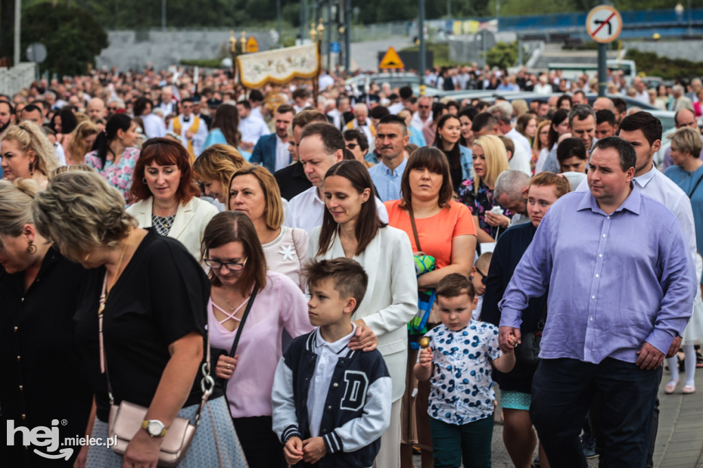 Procesja Bożego Ciała - parafia pw. Św. Mateusza