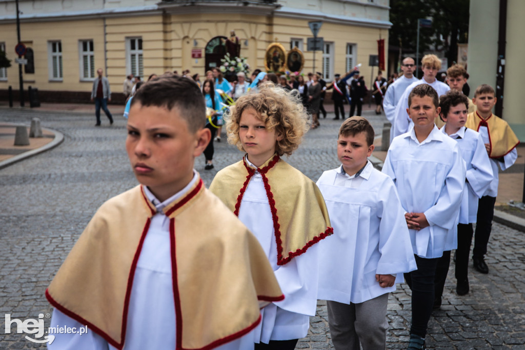 Procesja Bożego Ciała - parafia pw. Św. Mateusza