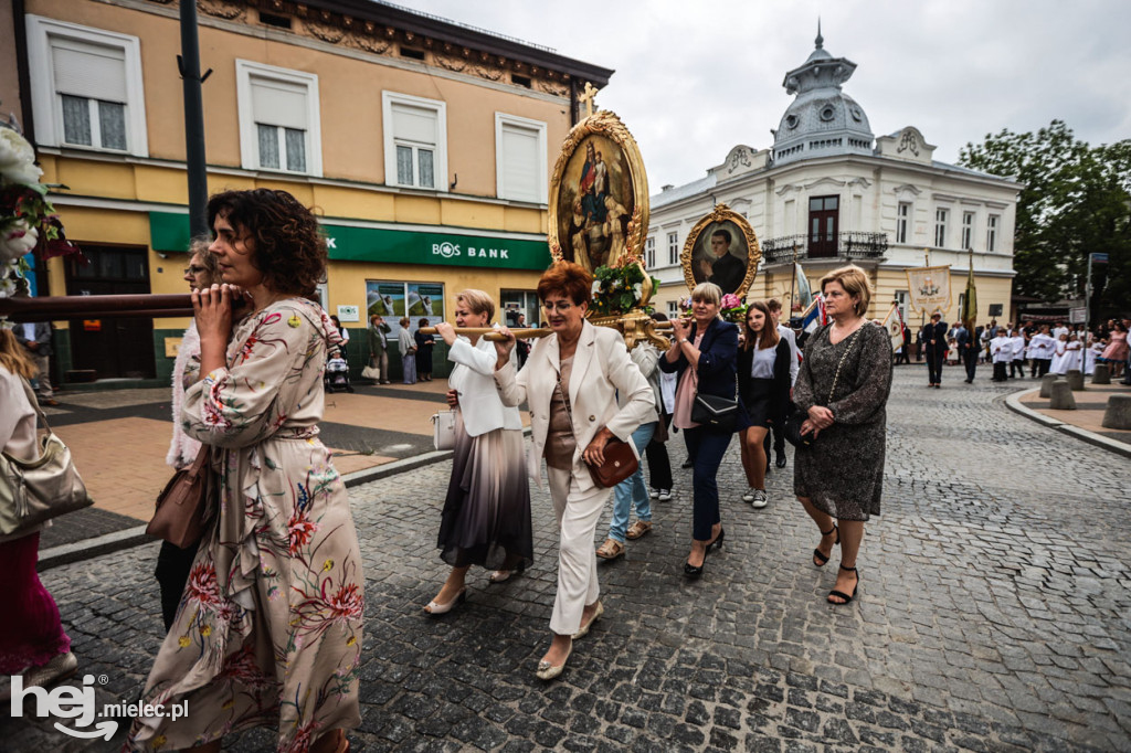 Procesja Bożego Ciała - parafia pw. Św. Mateusza