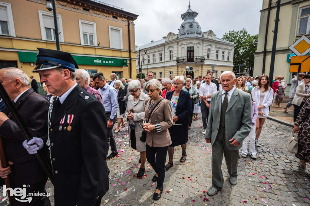 Procesja Bożego Ciała - parafia pw. Św. Mateusza