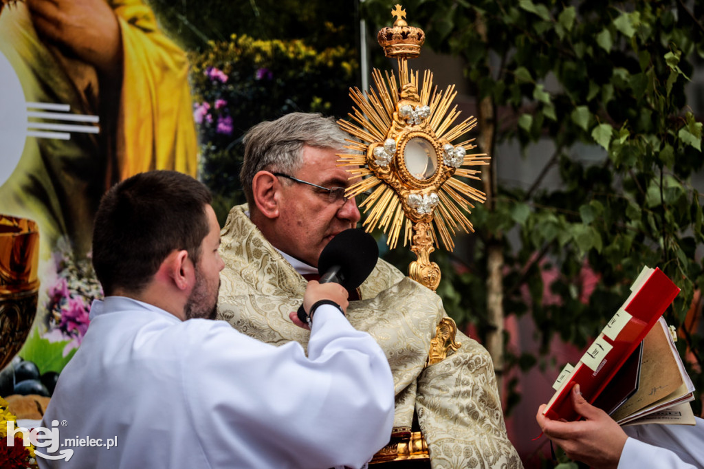 Procesja Bożego Ciała - parafia pw. Św. Mateusza