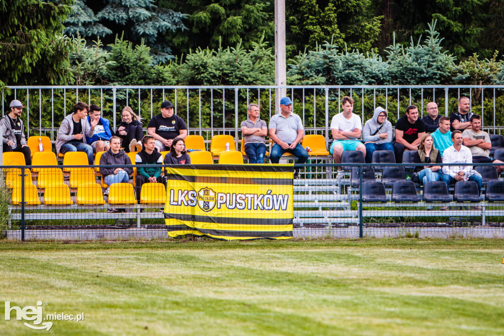 Czarni Trześń - LKS Pustków