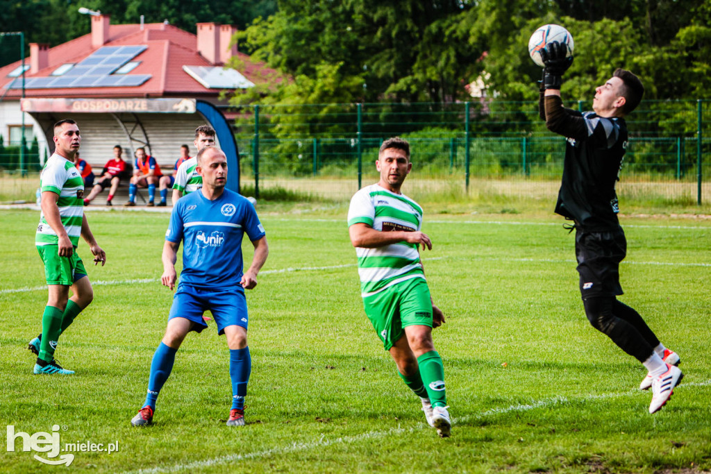 Smoczanka Mielec - Ostrovia Ostrowy Baranowskie
