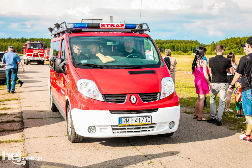 Piknik na tuszowskim lądowisku