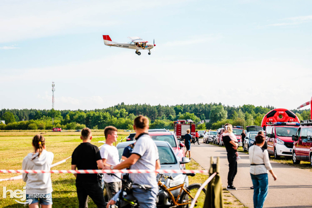 Piknik na tuszowskim lądowisku