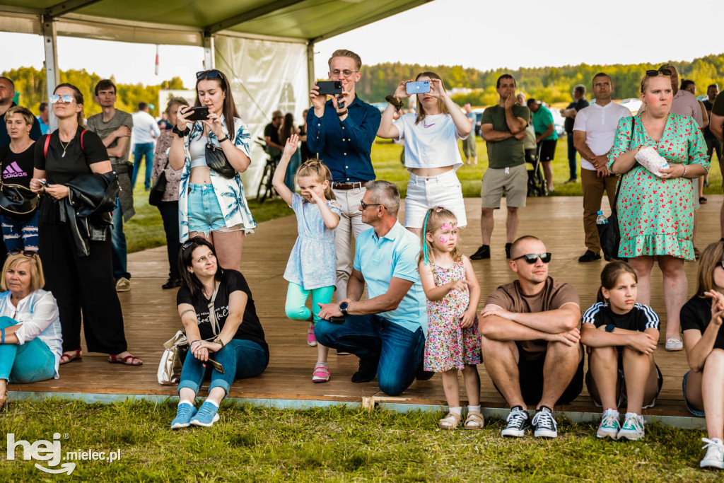 Piknik na tuszowskim lądowisku