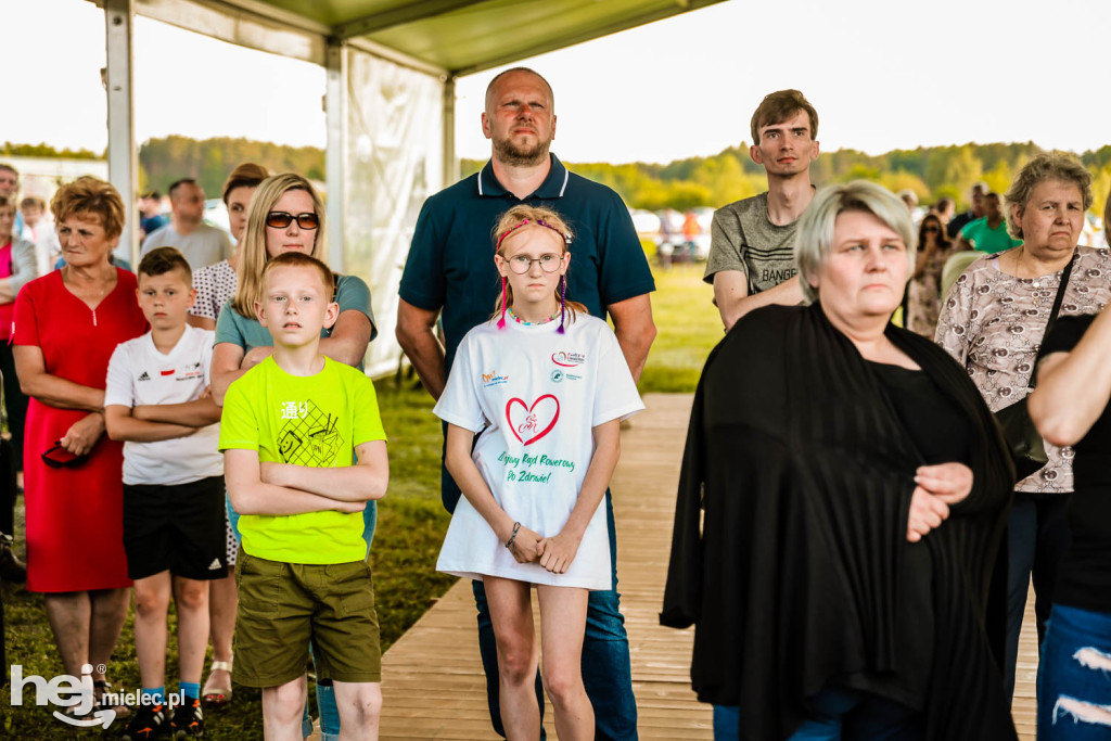 Piknik na tuszowskim lądowisku