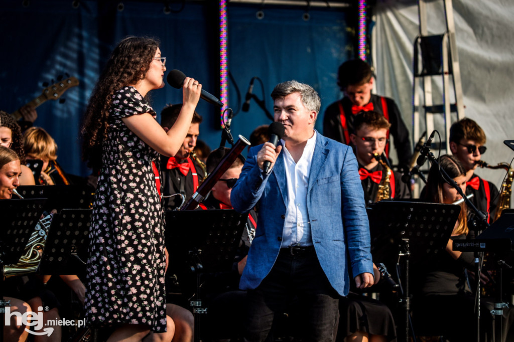 Plenerowy koncert „Radość najpiękniejszych lat”