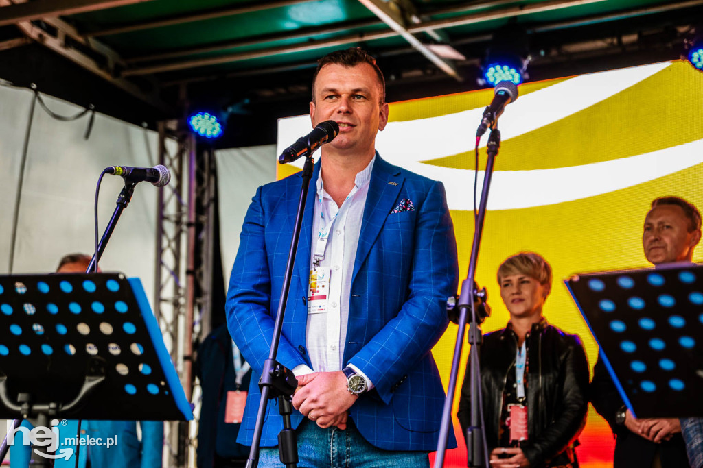 VI Podkarpackie Pokazy Lotnicze - publiczność i atrakcje na lotnisku