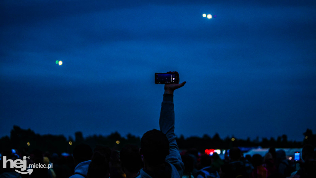 VI Podkarpackie Pokazy Lotnicze - publiczność i atrakcje na lotnisku