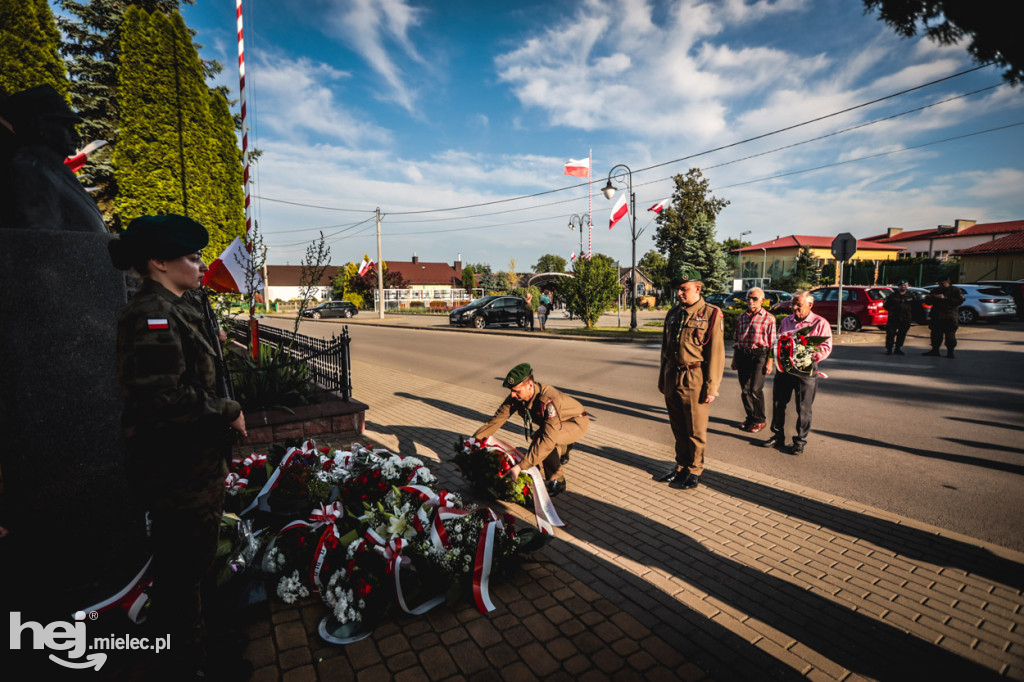 Tuszów upamiętnia 80. rocznicę śmierci gen. Sikorskiego