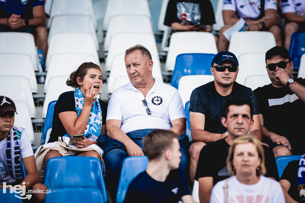 PGE FKS Stal Mielec - Cracovia [KIBICE]