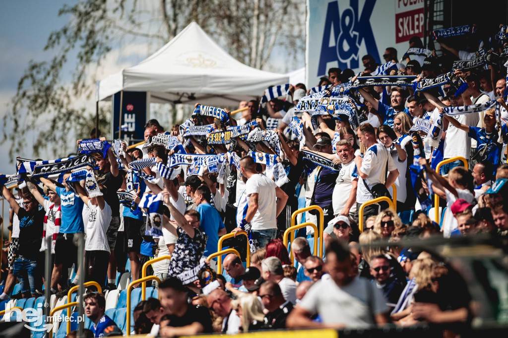PGE FKS Stal Mielec - Cracovia [KIBICE]