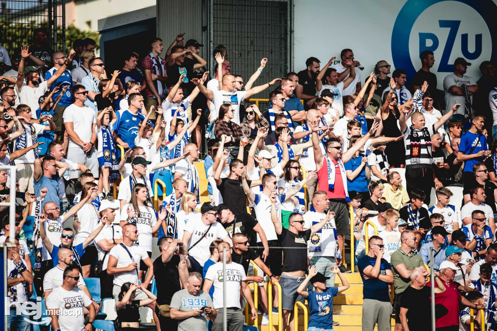 PGE FKS Stal Mielec - Cracovia [KIBICE]