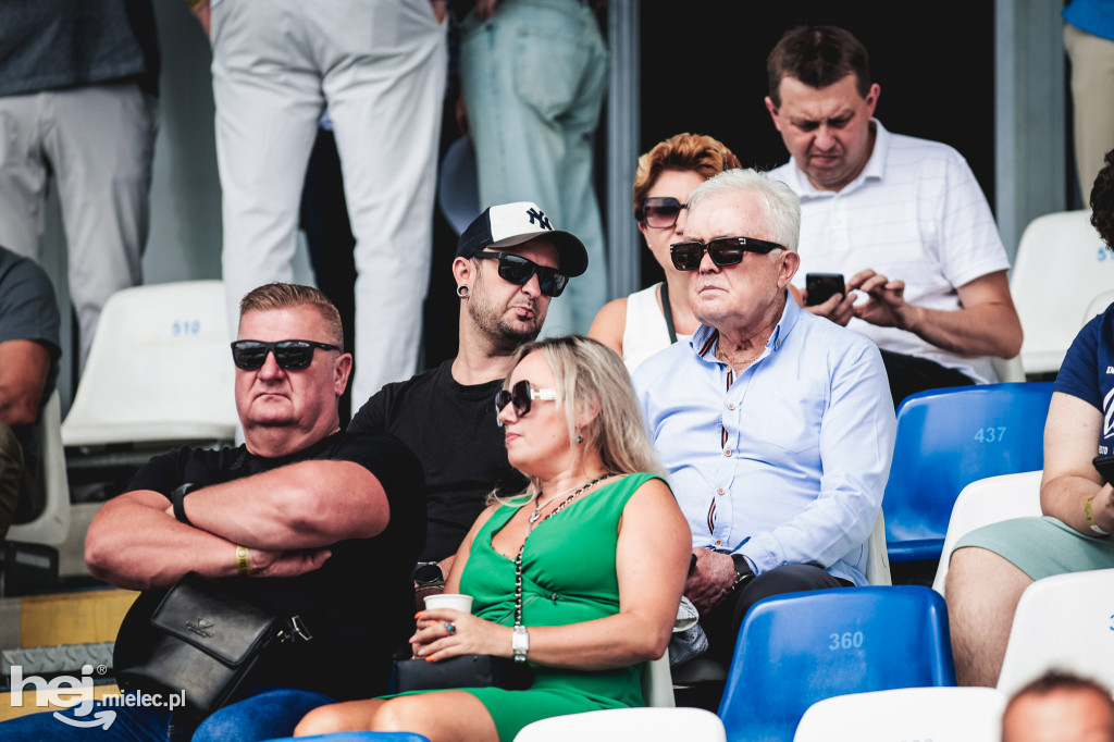 PGE FKS Stal Mielec - Piast Gliwice [KIBICE]