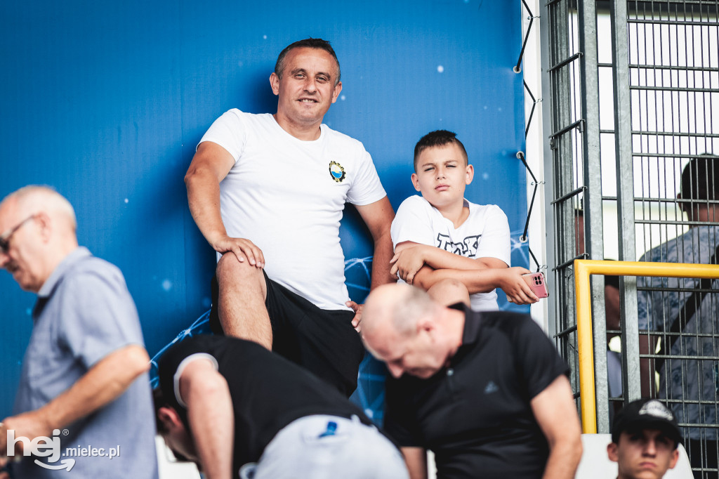 PGE FKS Stal Mielec - Piast Gliwice [KIBICE]