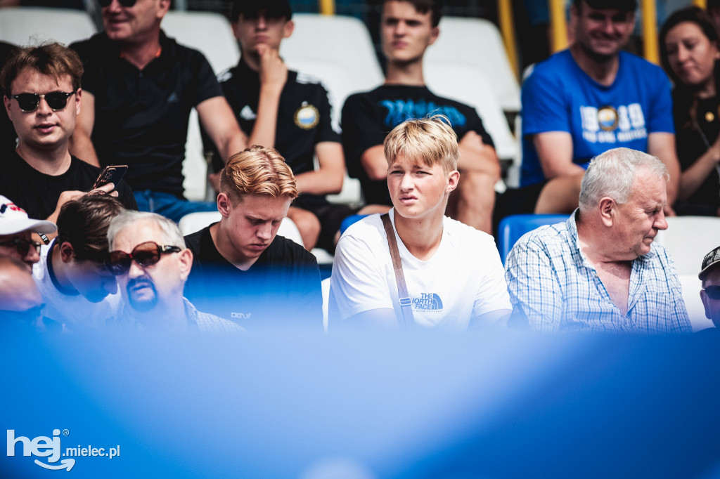 PGE FKS Stal Mielec - Piast Gliwice [KIBICE]