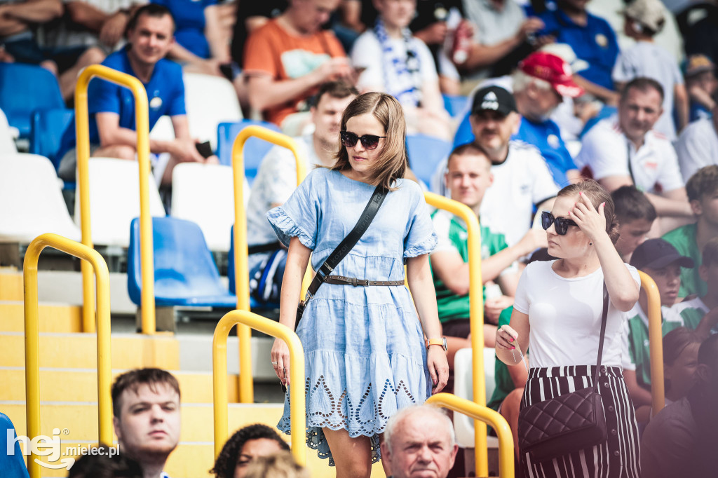PGE FKS Stal Mielec - Piast Gliwice [KIBICE]