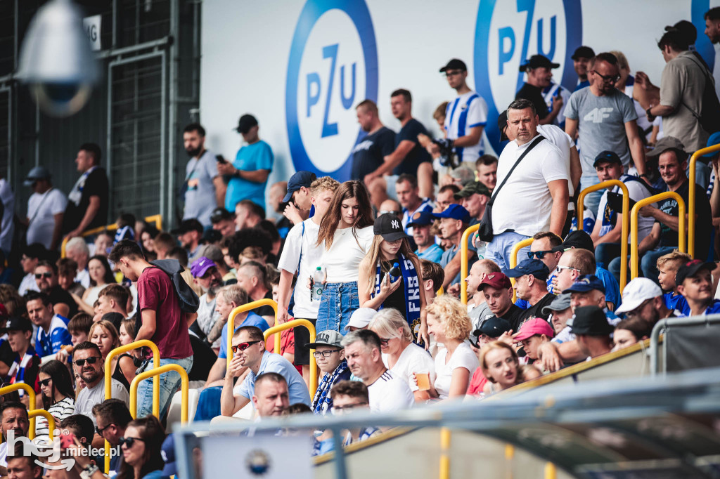PGE FKS Stal Mielec - Piast Gliwice [KIBICE]