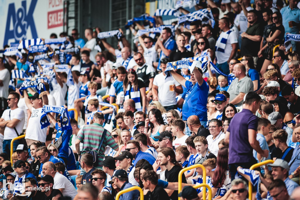 PGE FKS Stal Mielec - Piast Gliwice [KIBICE]