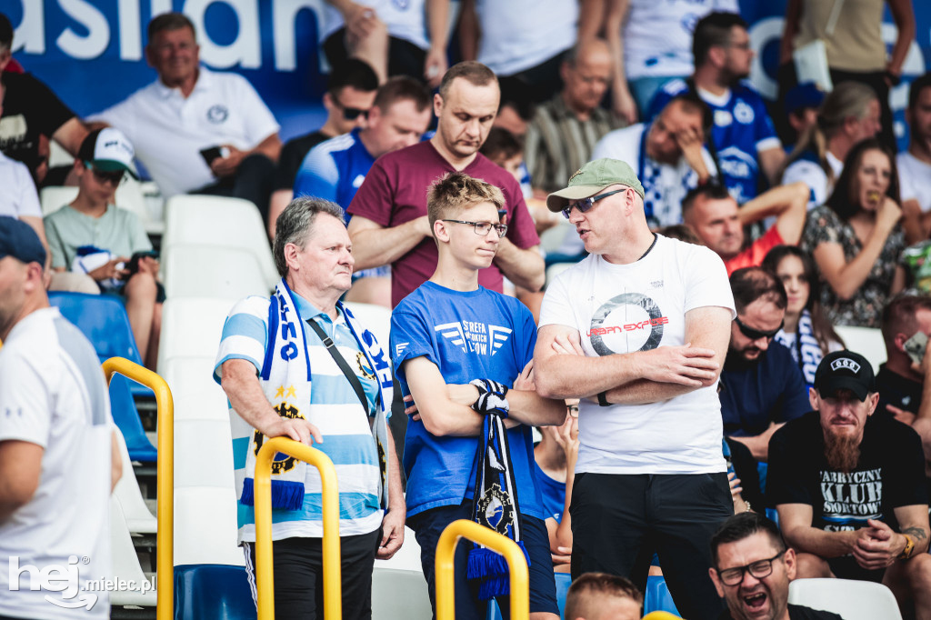 PGE FKS Stal Mielec - Piast Gliwice [KIBICE]