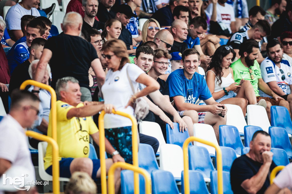PGE FKS Stal Mielec - Piast Gliwice [KIBICE]