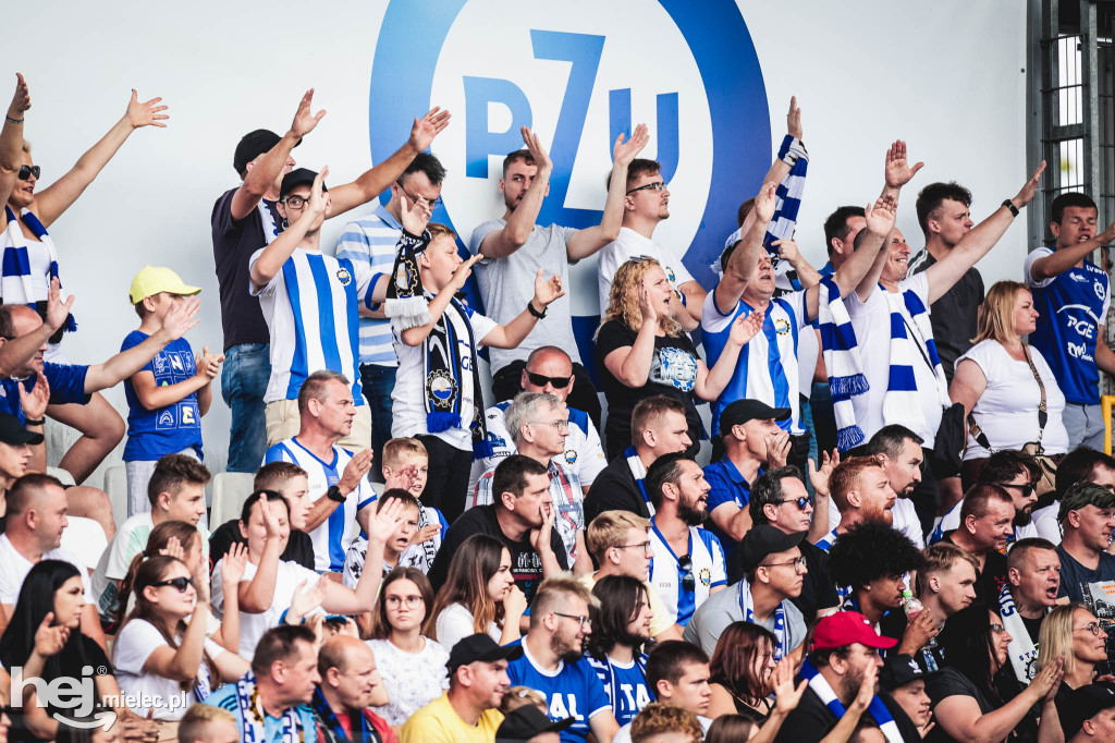 PGE FKS Stal Mielec - Piast Gliwice [KIBICE]