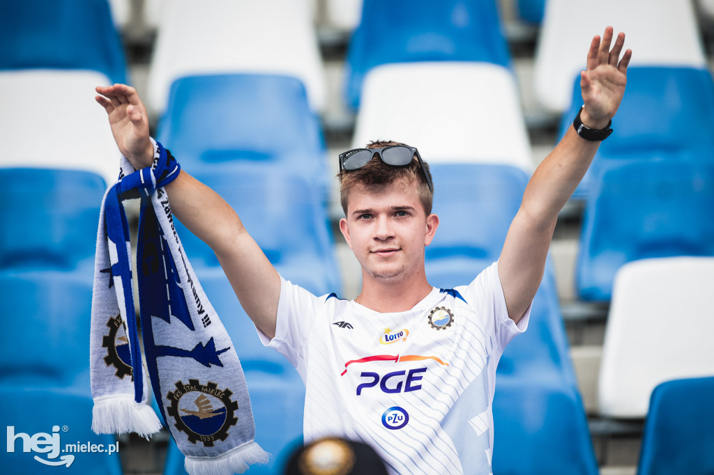 PGE FKS Stal Mielec - Piast Gliwice [KIBICE]