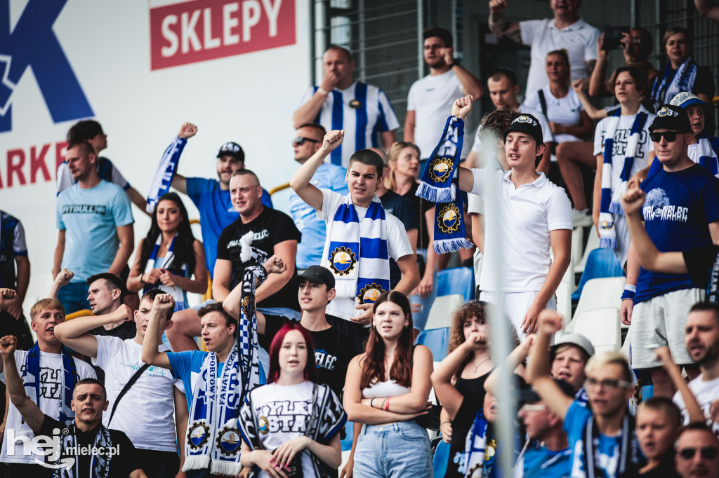 PGE FKS Stal Mielec - Piast Gliwice [KIBICE]